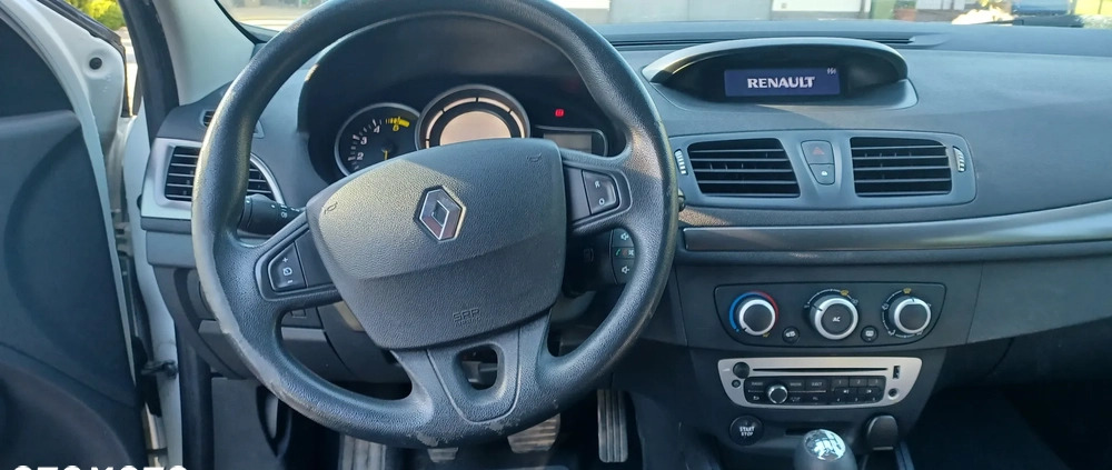 Renault Megane cena 14300 przebieg: 257500, rok produkcji 2014 z Warszawa małe 46